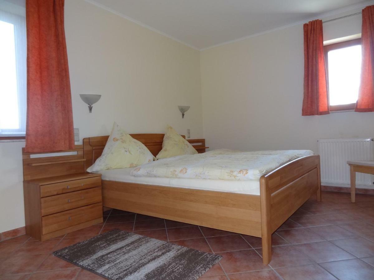 Ferienwohnung Schneider Mettlach Esterno foto