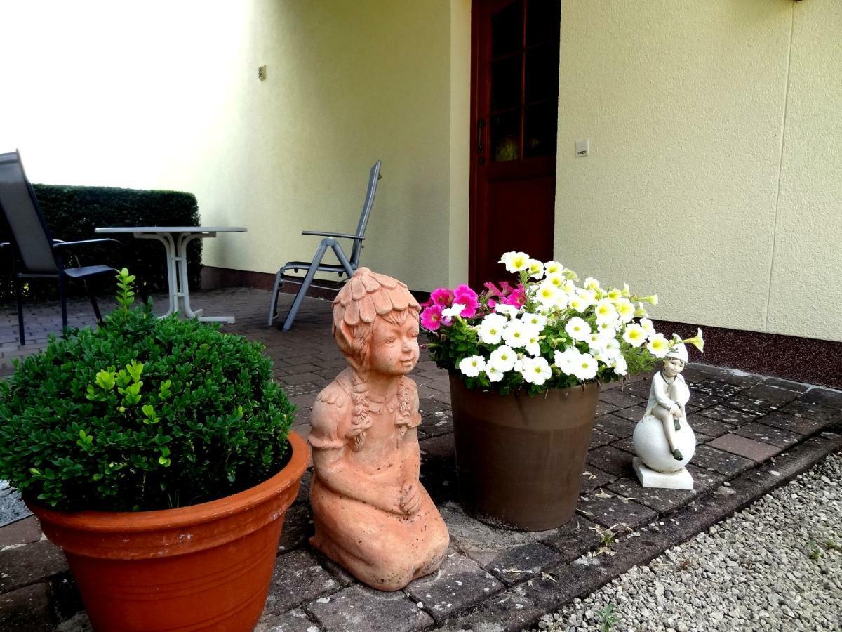 Ferienwohnung Schneider Mettlach Esterno foto
